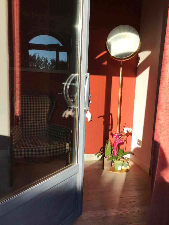 Appartamento In Villa Con Piscina - Mhateria Relais Риньяно-сулл'Арно Екстер'єр фото