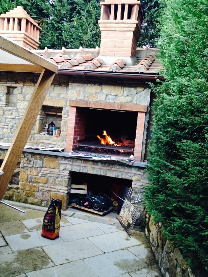 Appartamento In Villa Con Piscina - Mhateria Relais Риньяно-сулл'Арно Екстер'єр фото