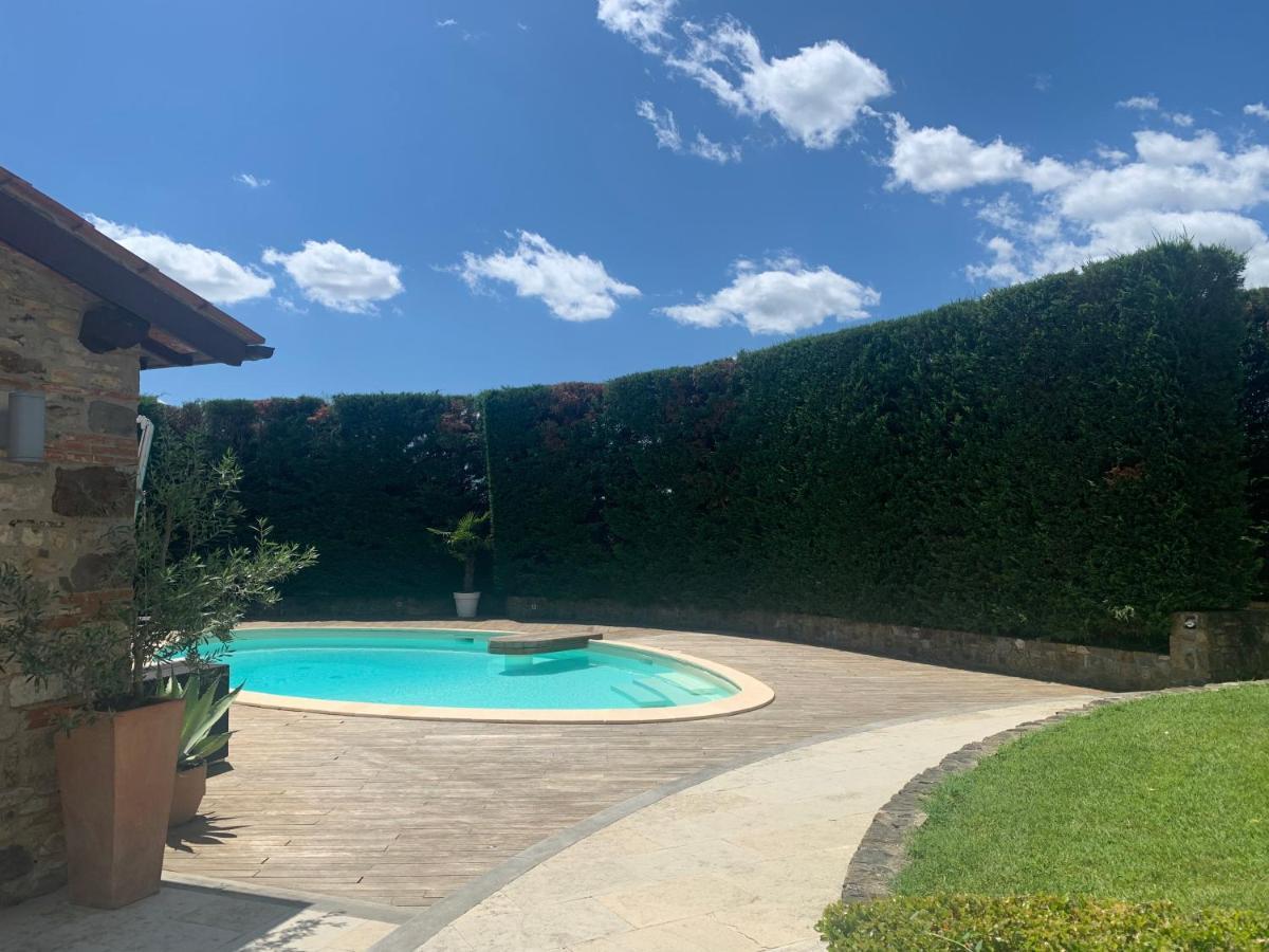 Appartamento In Villa Con Piscina - Mhateria Relais Риньяно-сулл'Арно Екстер'єр фото